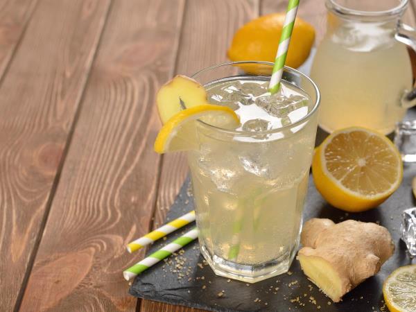 Sommergetränk mit Zimt ist ein Hüter der Gesundheit